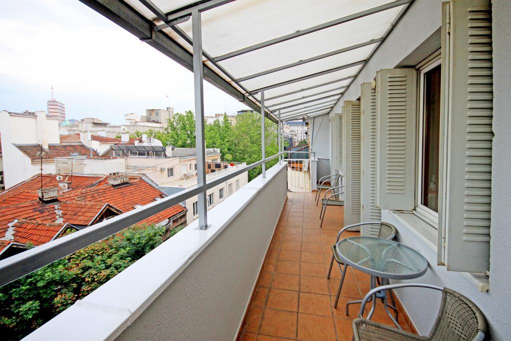 Apartment Dositejeva 13 Belgrad Rum bild