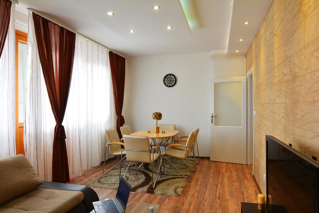 Apartment Dositejeva 13 Belgrad Exteriör bild